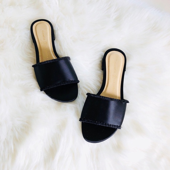 Chinese Laundry Shoes - NWOT Chinese Laundry Pattie Sandals